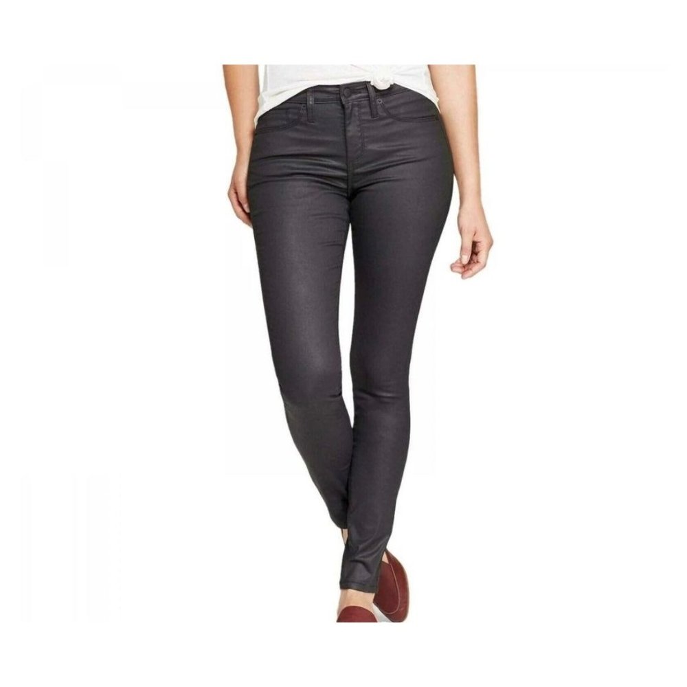 Universal Thread size 18 High rise